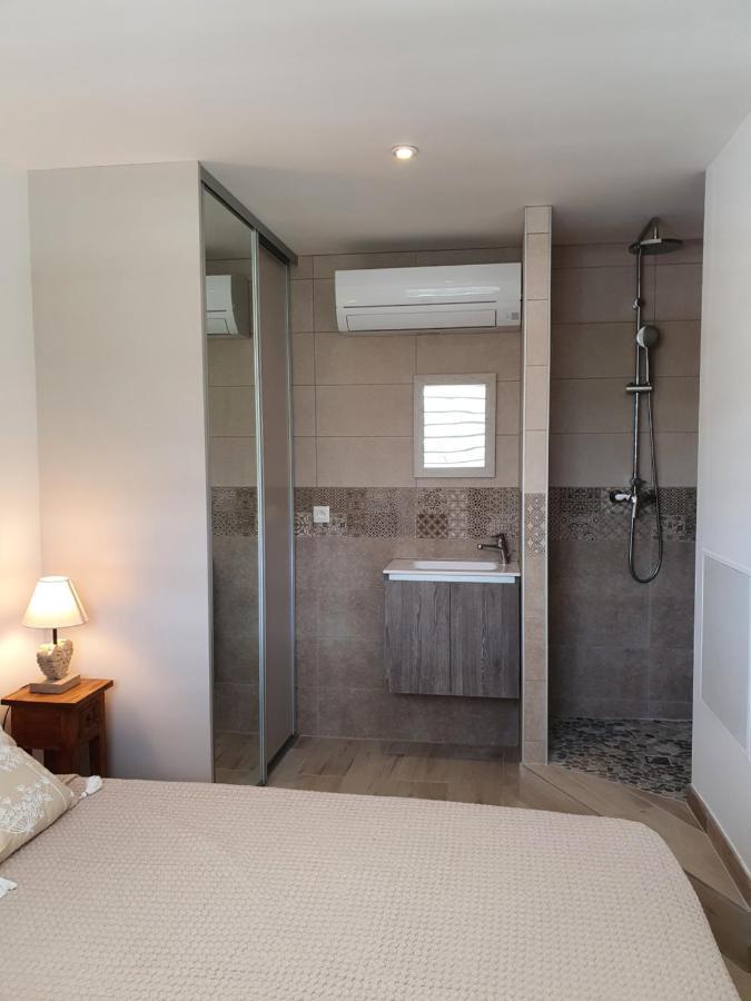 Pinel Superbe Appartement En Residence Vue Mer Cul de Sac Kültér fotó